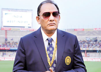 IPL 2021 : पूर्व कप्तान मोहम्मद अजहरुद्दीन ने भेजा BCCI को न्यौता, हैदराबाद में कराएं IPL, कोई परेशानी नहीं होने देंगे