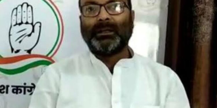 चुनाव ड्यूटी में मृत कर्मियों के परिजनों की मदद करे योगी सरकार : लल्लू