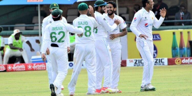 Pak vs Zim : पाकिस्तान सीरीज 2-0 से क्लीन स्वीप करने से एक विकेट दूर