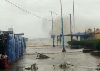 चक्रवात यास : एनडीआरएफ ने ओडिशा-पश्चिम बंगाल में शुरू किया राहत एवं बचाव कार्य