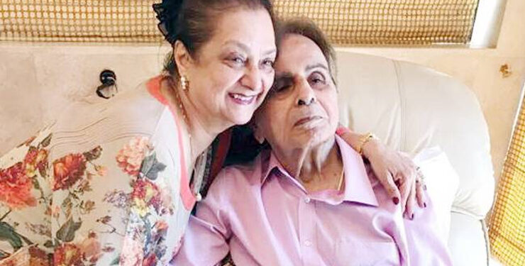 अभिनेता दिलीप कुमार अस्पताल में भर्ती, सायरा बानो ने बताया अब कैसी है तबीयत