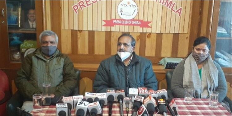 कांग्रेस कोरोना काल में रचनात्मक विपक्ष की भूमिका निभाने में विफल : रणधीर शर्मा