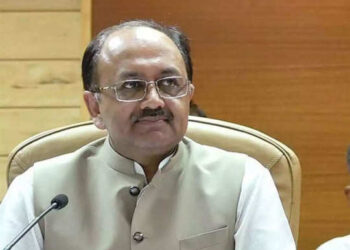 भ्रम फैलाने के बजाय कोरोना पीड़ितों की मदद करें अखिलेश : सिद्धार्थनाथ