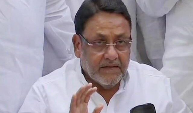 कोरोना विज्ञापनों से खत्म नहीं होगा : नवाब मलिक