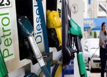 पेट्रोल-डीजल के दाम नये रिकॉर्ड स्तर पर, जानें तेल की नई कीमतें