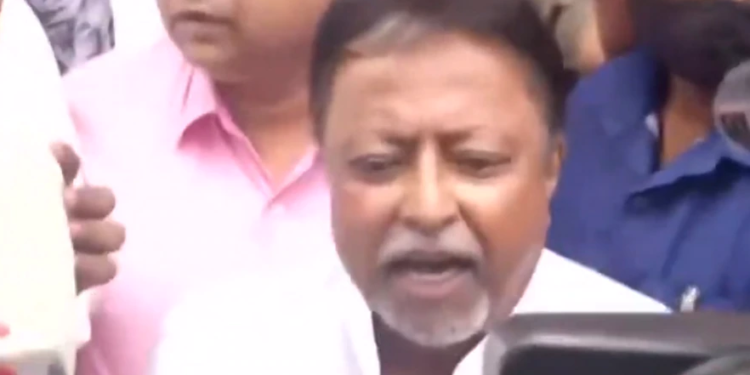 मुकुल रॉय की कुछ देर में घर वापसी, चार साल बाद टीएमसी में होंगे शामिल