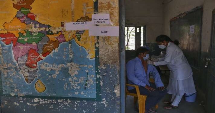 कोरोना के खिलाफ सर्जिकल स्ट्राइक करने जैसा रुख अपनाए मोदी सरकार : HC