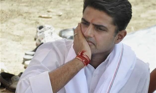 सिद्धू के सामने सचिन पायलट हो रहे है बौने साबित