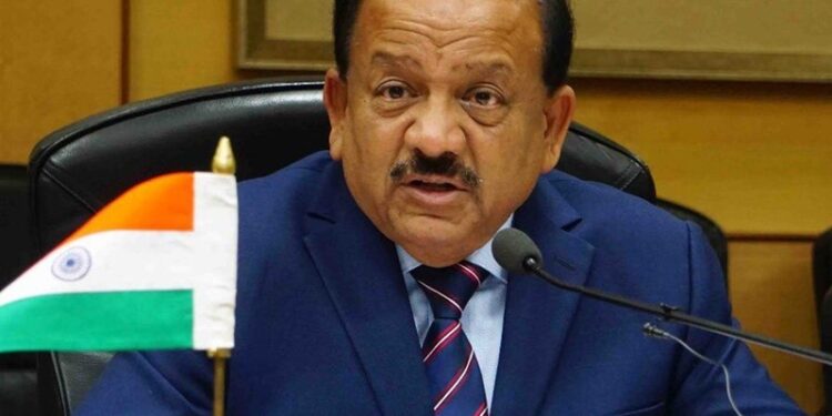 ब्लैक फंगस के बढ़ रहे केस, ऑक्सीजन उत्पादन 9500 मीट्रिक टन हुआ : स्वास्थ्य मंत्री