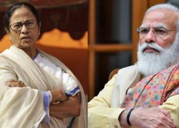 मोदी सरकार वैक्सीनेशन खरीद कर राज्यों को मुफ्त बांटे : सीएम ममता