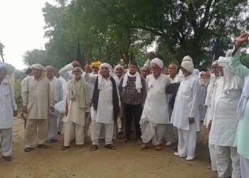 किसान आंदोलन का 202वां दिन : बीजेपी कार्यालय की नींव उखाड़ने के मामले में किसानाें के घर छापे