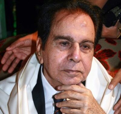 नहीं रहे हिंदी सिनेमा के ट्रेजेडी किंग दिलीप कुमार