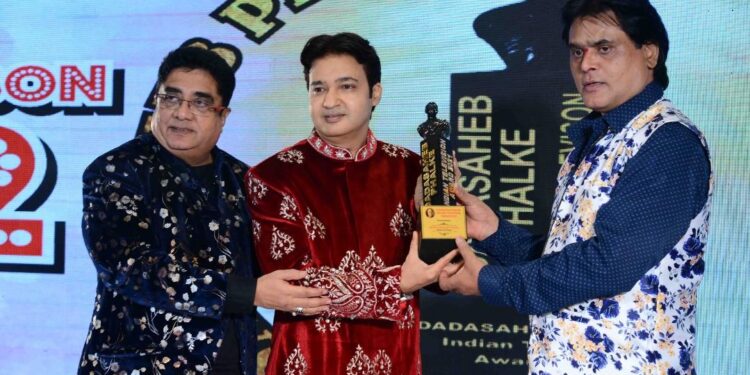 गजल व सूफ़ी गायक मोहम्मद वकील को मिला प्रतिष्ठित दादा साहेब फाल्के इंडियन टेलीविजन पुरस्कार