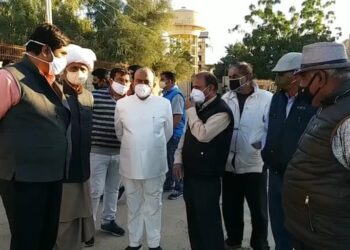 राजस्थान में जोरदार झमेला तो होकर ही रहेगा, पंजीरी पाने के लिए विधायक कर रहे है धक्कामुक्की