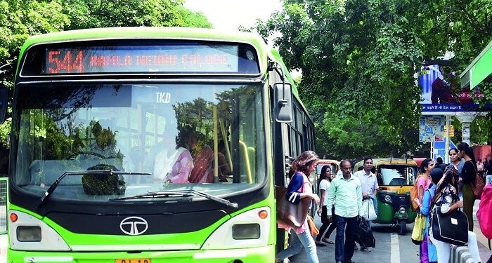 ‘2015 से सालाना 1,000 करोड़ रुपये से अधिक के घाटे में चल रही है डीटीसी