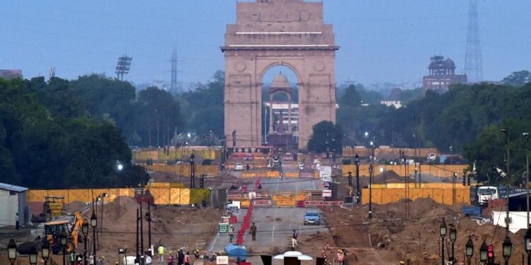 दिल्ली के प्रदूषण से रुकेगा सेंट्रल विस्टा का काम? केजरीवाल सरकार ने दिया यह जवाब