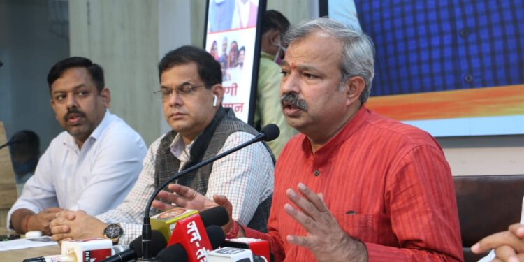 केजरीवाल नही चाहते कि केंद्र की योजनाओं का लाभ गरीबो को मिले:भाजपा