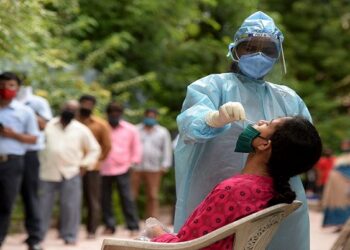 देश में पिछले 24 घंटे में कोरोना के 12,000 से ज़्यादा नए मामले