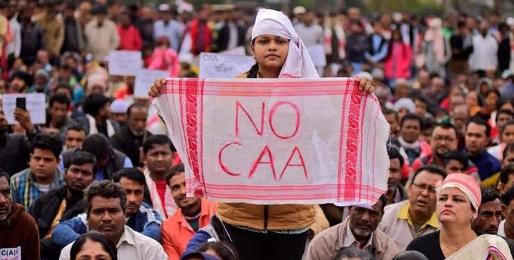 सीएए-एनआरसी वापस नहीं हुआ तो यूपी की सड़कें शाहीन बाग में बदल जाएंगी:ओवैसी