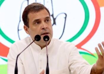 जनधन खाते का पैसा कौन खा रहा है?:राहुल गांधी