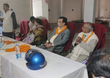 बाबु धाम ट्रस्ट की आस्था लोकतंत्र और उसमे आम लोगों की सम्यक विकास और भागीदारी में है