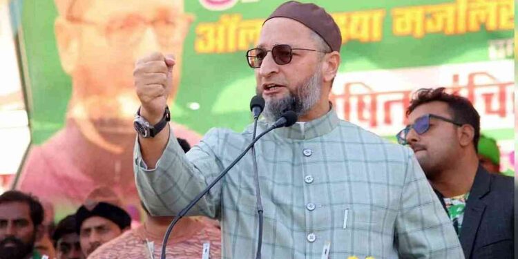 अजय कुमार लल्लू बोले- ओवैसी को जेल जाने से डर लगता है, इस लिए वे सीएए प्रोटेस्ट में मारे गए लोगों के घर नहीं गए