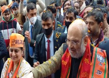 यूपी चुनाव: कैराना में पलायन कराने वाले अब पलायन कर गए: अमित शाहा