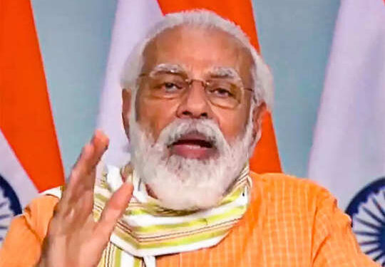 पांच साल पहले UP दंगो से जलता था तो SP सरकार जश्न मनाती थी: PM मोदी