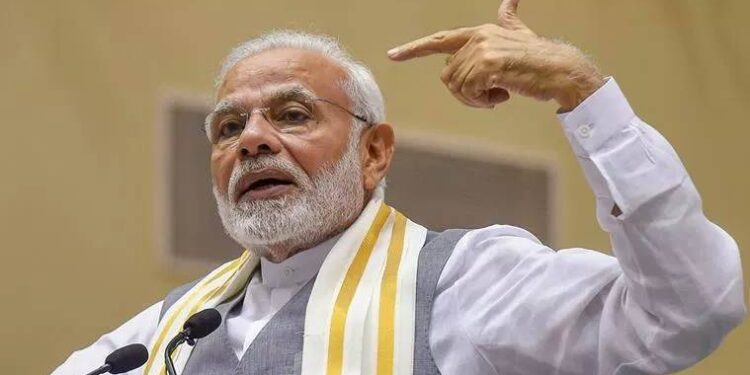 मोदी का आभामंडल एक मायाजाल है।