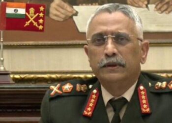 चीन सीमा विवाद: बोले सेना प्रमुख आंशिक तौर पर भले ही सैनिक पीछे हटे लेकिन…..!