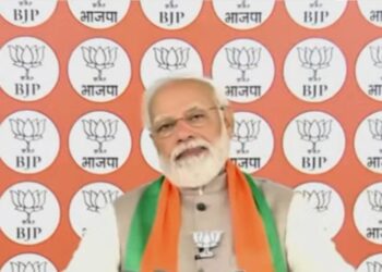 सोने वाले को सपने आते हैं, जागने वाला लेता है संकल्प: पीएम मोदी