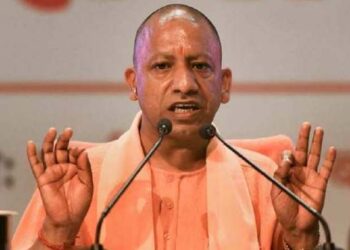 UP Election: जनता ने वैक्सीन लगवाकर विरोधियों को तमाचा मारा: सीएम योगी