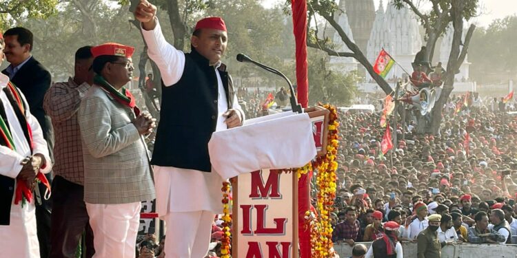 बीजेपी के बूथों पर सन्नाटा होगा और भूत नाचेंगे. बूथ पर कोई मक्खी मारने वाला भी नहीं होगा: अखिलेश यादव