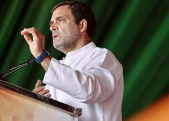 निडर होकर जवाब देने वाले को दीजिए वोट: राहुल गांधी