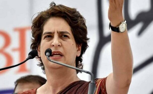 भाजपा-सपा एक ही थाली के चट्टे बट्टे, बताया कैसे करेंगी किसानों की समस्याओं का समाधान: प्रियंका गांधी