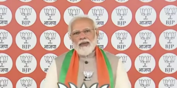 UP Election: 2017 से पहले विकास की नदी इन्ही के परिवार में ठहरी थी: पीएम मोदी