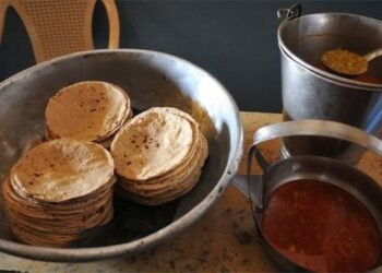 क्या जनता अपनी रोटी का स्वाद बचाना चाहती है?