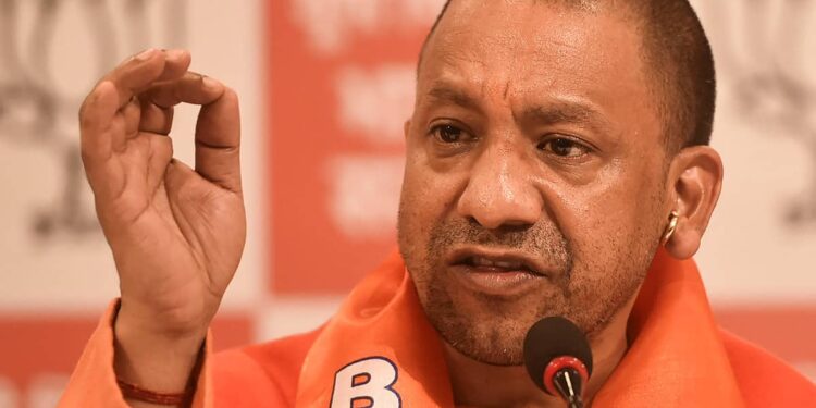 कोरोना प्रोटेकॉल को लेकर गंभीर हुए सीएम योगी