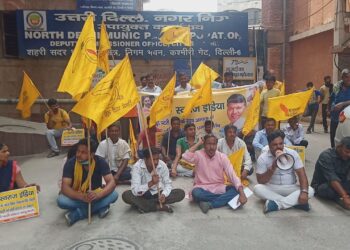 जब तक इन गरीब, मज़दूरों को उनका हक नही मिल जाता तब तक रेहड़ी पटरी के लिए स्वराज इंडिया का संघर्ष जारी रहेगा