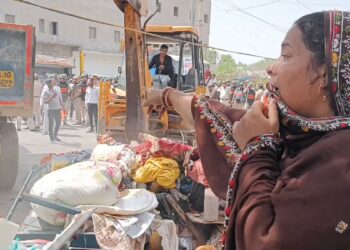 विधिक शासन के ध्वस्त हो जाने का प्रतीक है बुलडोजर.