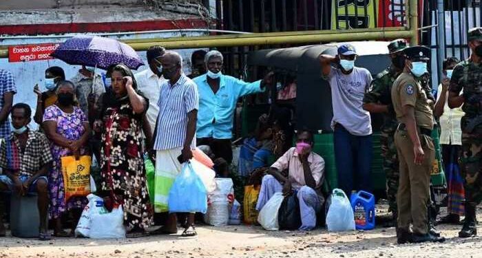 श्रीलंका आर्थिक संकट: स्पीकर बोले- नहीं सुधरे हालात तो आएगी भुखमरी की नौबत