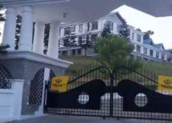 आज के दौर में आंख खोलने की जरूरत!