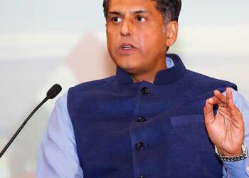 कांग्रेस नेता मनीष तिवारी ने फिर दिखाये बागी तेवर