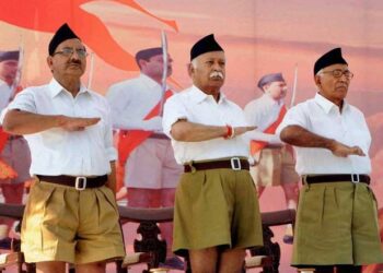 मोदी सरकार पहली बार स्कूली पाठ्यक्रम को नए सिरे से करने जा रही लागू, काम में लगे 24 लोगों का संबंध आरएसएस से