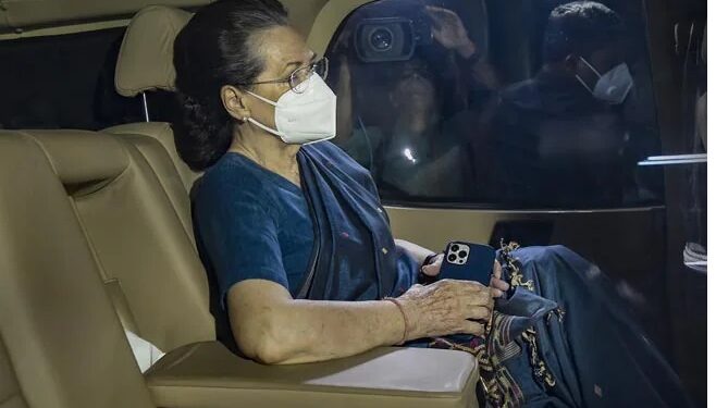 सोनिया गांधी को अस्पताल से मिली छुट्टी, मनी लॉन्ड्रिंग मामले में 23 को ईडी करेगी पूछताछ