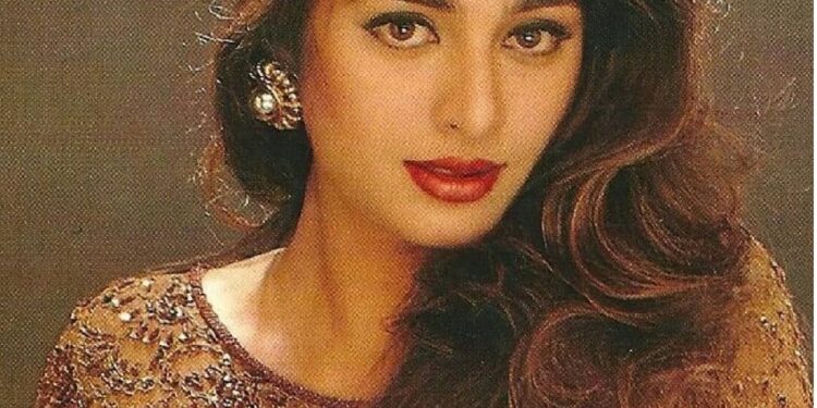 तबस्सुम फातिमा हाशमी उर्फ तबू जिसका एक्टिंग में नहीं है कोई तोड़