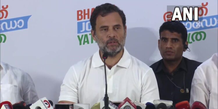 NIA द्वारा PFI के ठिकानो पर छापेमारी को लेकर राहुल गाँधी का आया बयान