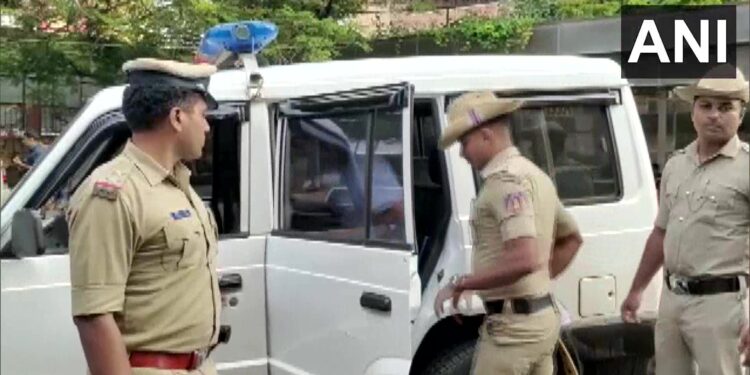 दिल्ली के शाहीन बाग़ समेत देशभर में PFI कार्यालयों पर छापेमारी