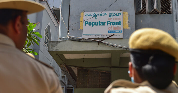 विपक्ष नेताओं ने PFI के बाद RSS पर उठाया सवाल