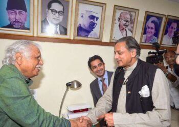 मधुसूदन मिस्त्री से मिले शशि थरूर, चुनाव प्रक्रिया पर हुई चर्चा